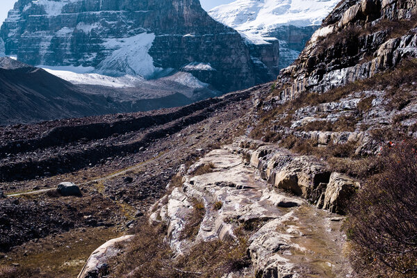 2016.10.03 Banff Lake Louise and Moraine Lake